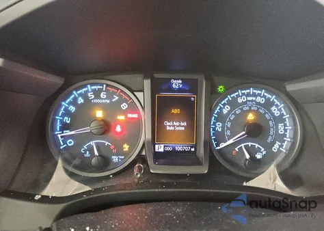 2018 Toyota Tacoma Double Cab z USA, uszkodzony, nr VIN 3TMBZ5DN6JM016512